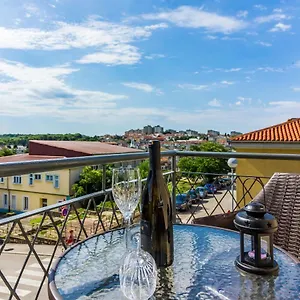 https://pula-apartment.pula-hotels.org