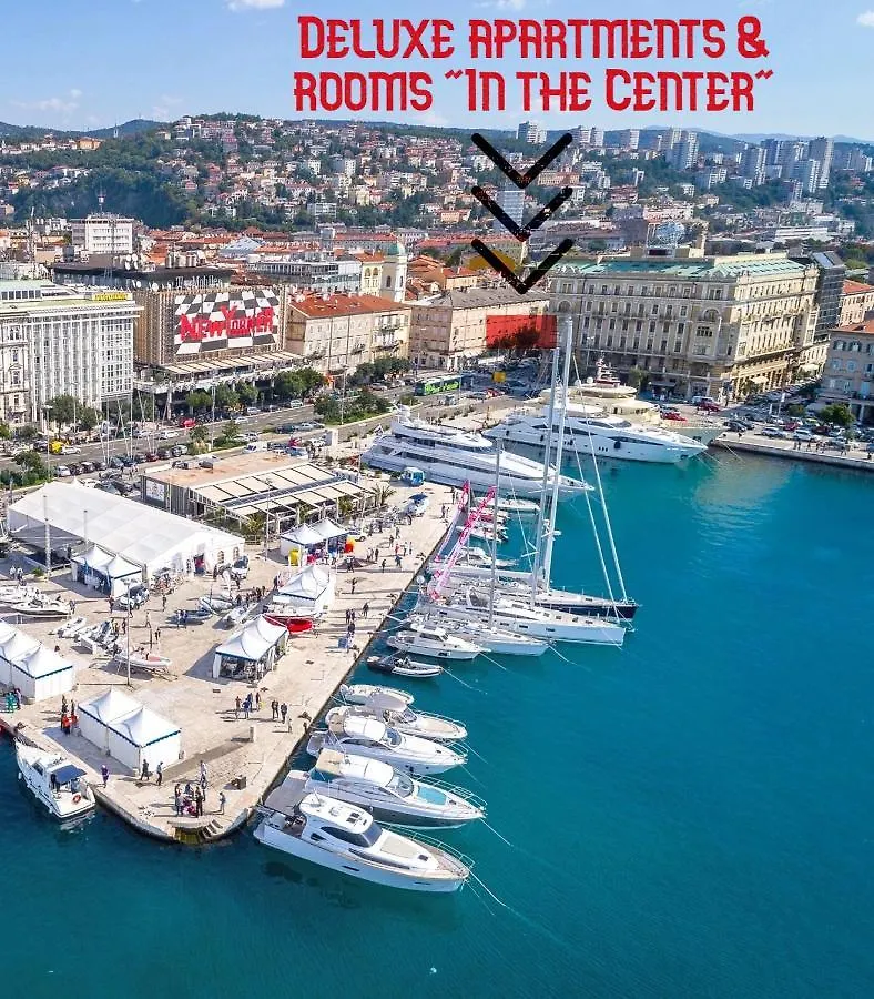 Deluxe Apartments & Rooms \